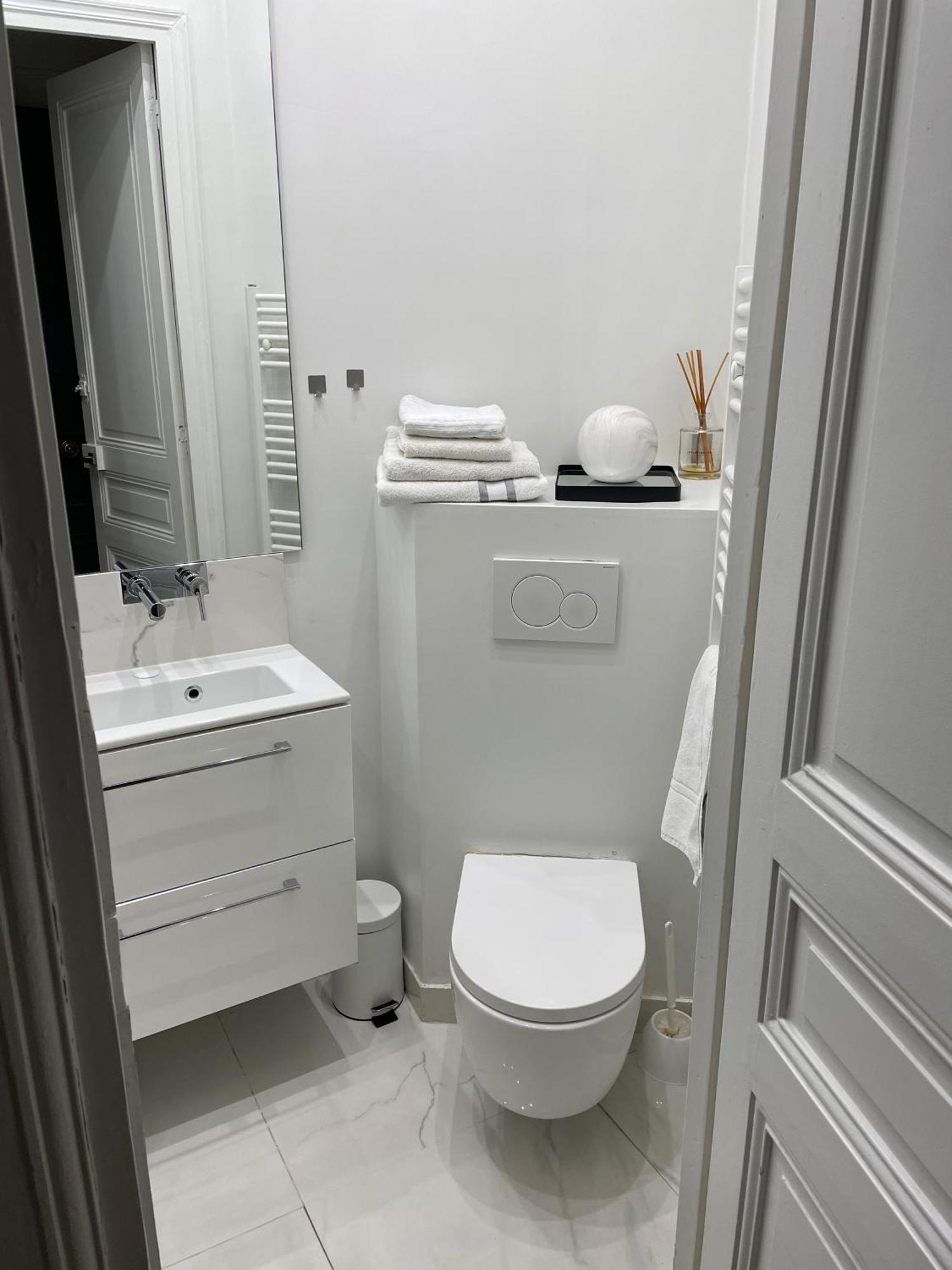 Appartement Paris 7Eme Invalides/ Tour Eiffel 1Er Etage المظهر الخارجي الصورة